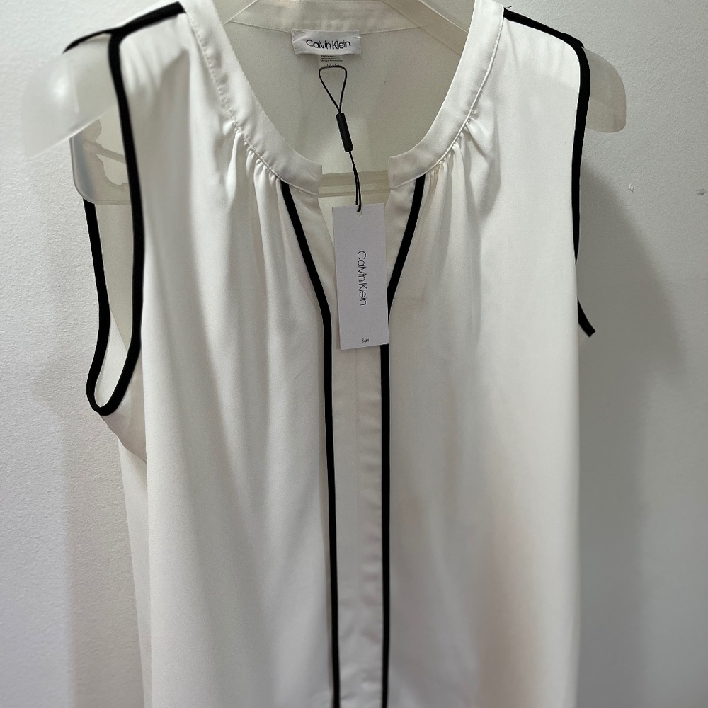 Calvin Klein Basic Career White  Black Trim Sleeveless Blouse L
